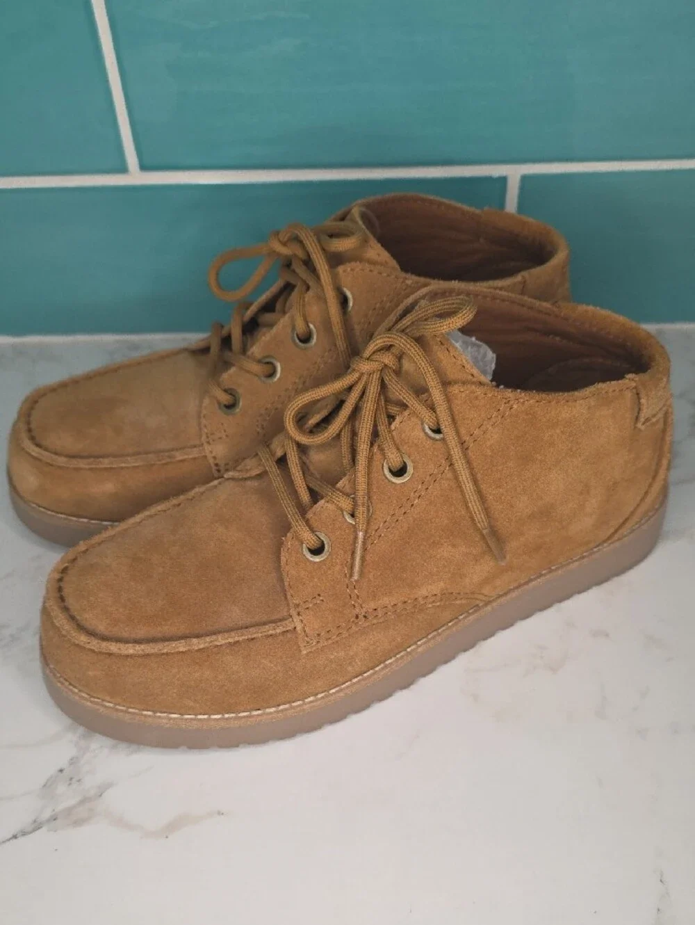 Koolaburra Men's Suede Chukka Boots in Tan